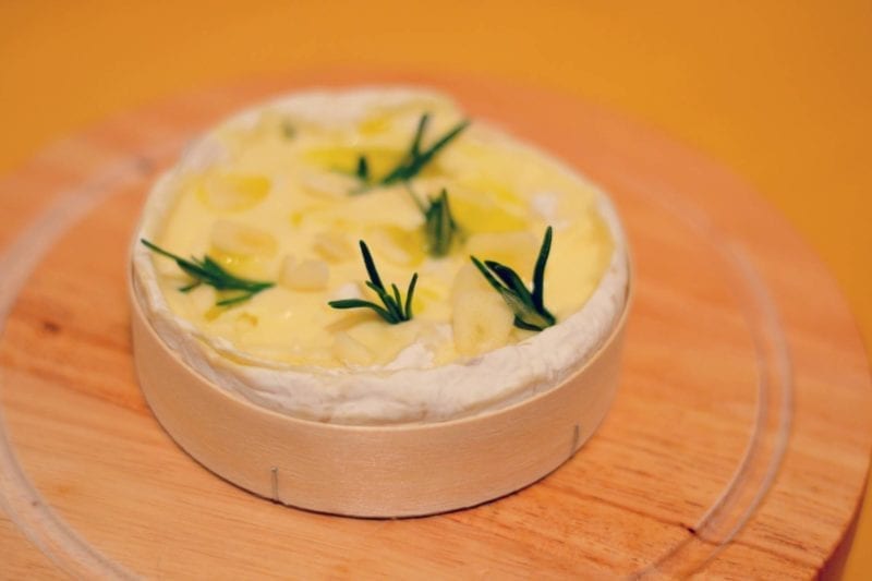 camembert with rosemary and garlic