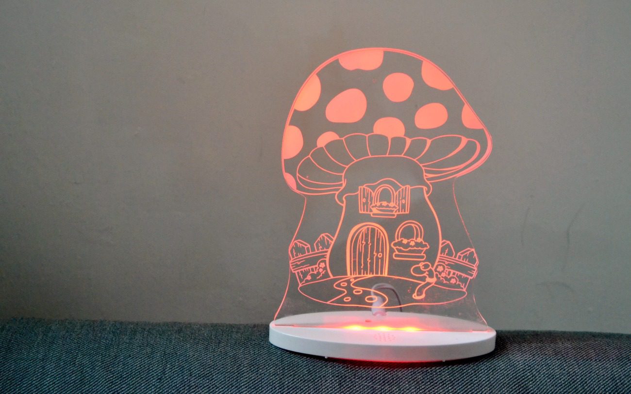We reviewed the Aloka Night Lights from Kiddies Kingdom to see if they could help with our daughter's bedtime routine that we were struggling with.