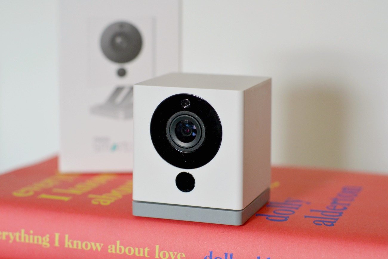 Neos SmartCam Review - Protect Your Home With the Budget Smart Home Camera that Does it All