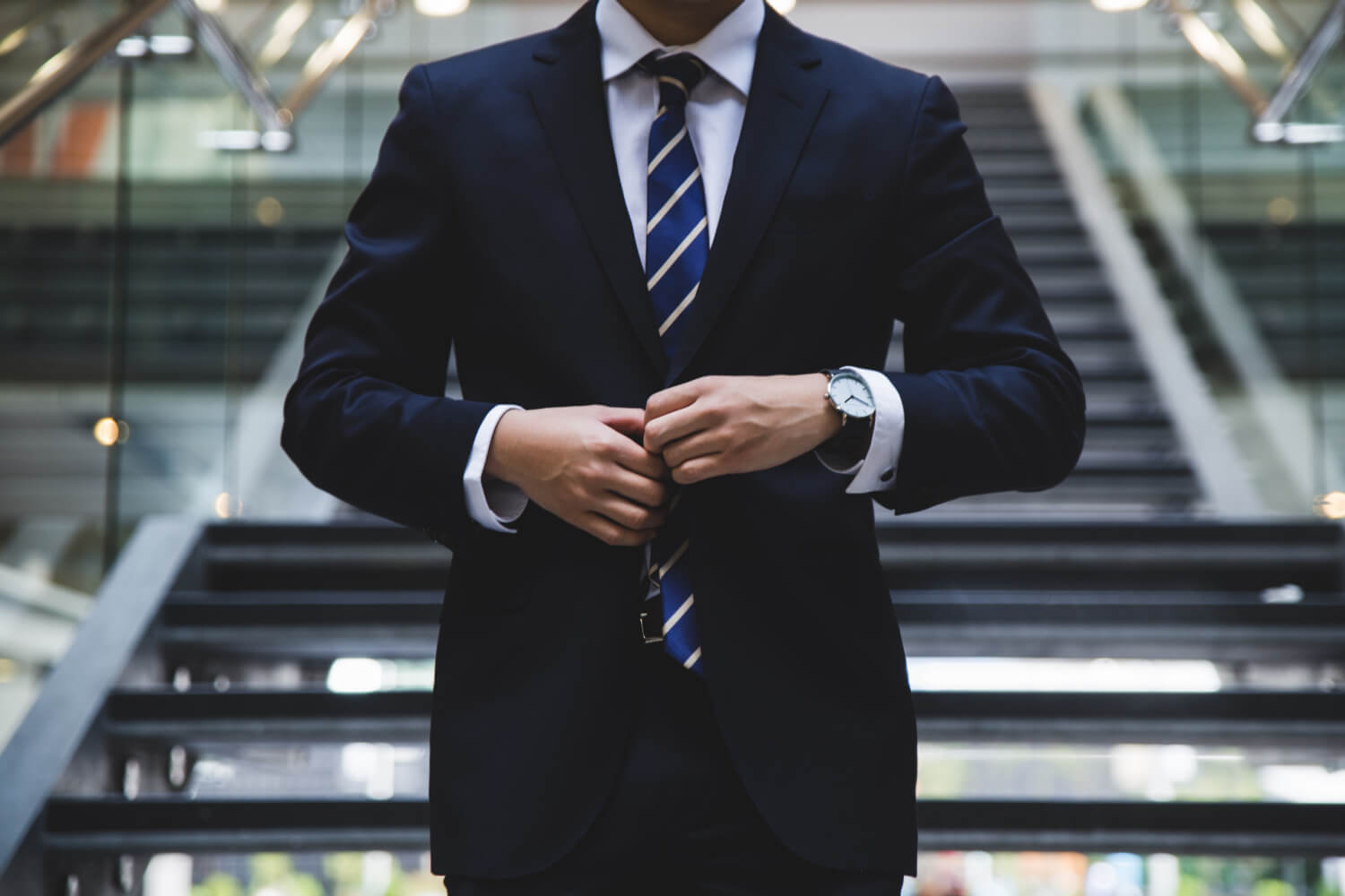 When is the Best Time to Wear a Men’s Suit?
